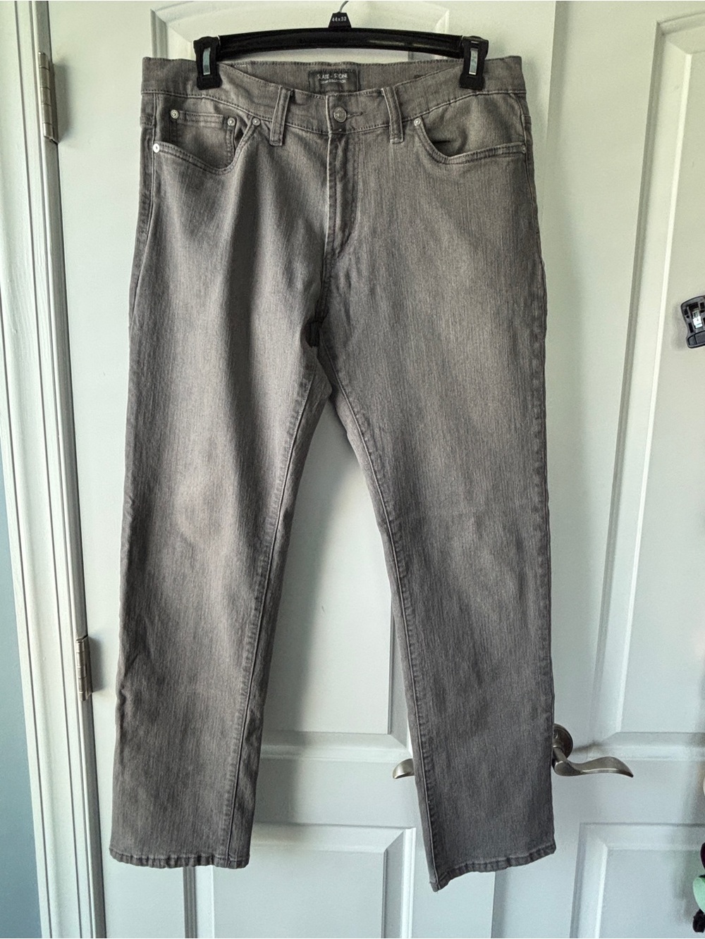 Slate & Stone Men's Straight Jeans in Gray 34x32